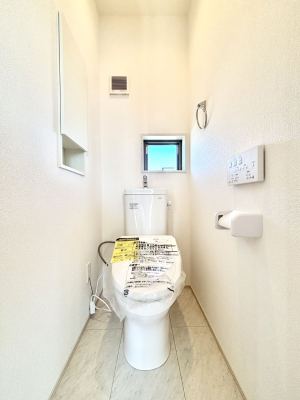 gC@gC1K2KꂼɔzuĂĂƂĂ֗łB 