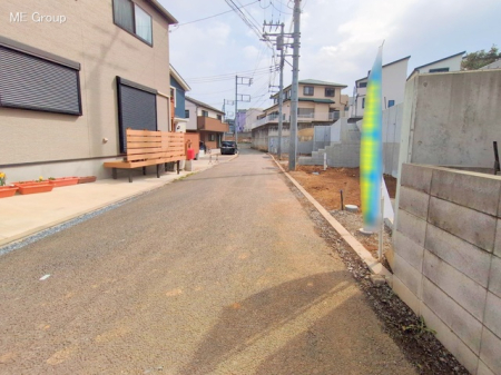 nynʐ^@-