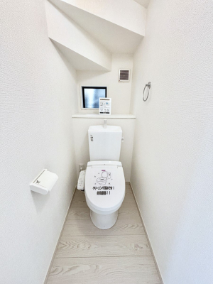 gC@gC1K2KꂼɔzuĂĂƂĂ֗łB 